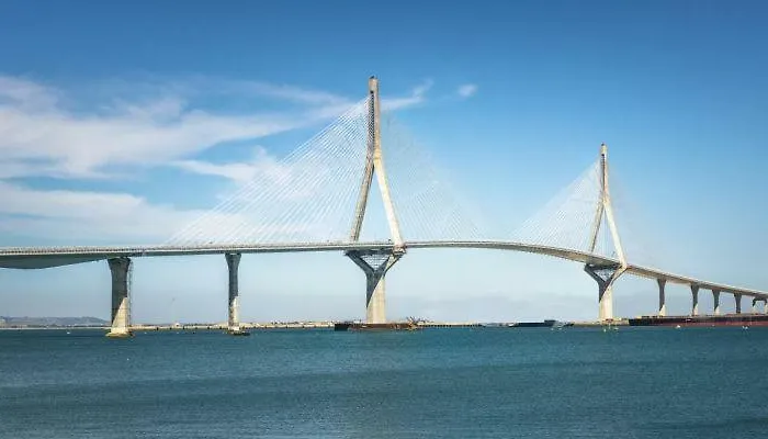 Estudio Deluxe Playa De La Victoria * カディス