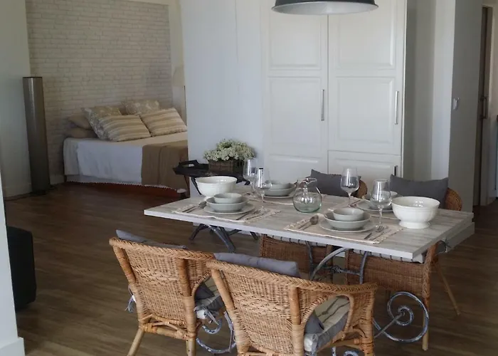 Estudio Deluxe Playa De La Victoria * كاديز